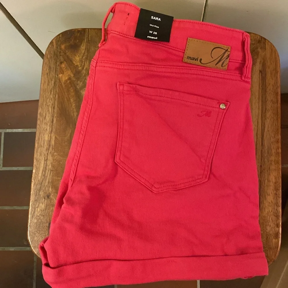 Mavi Red Casual Shorts - Picture 2 of 4